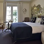 Chateau La Cheneviere Hotel