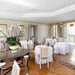 Hotel Chateau La Cheneviere 5*