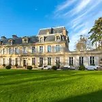 Chateau La Cheneviere Port-en-Bessin-Huppain