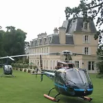 Chateau La Cheneviere Port-en-Bessin-Huppain