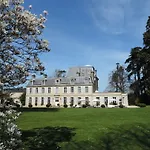 Hotel Chateau La Cheneviere 5*