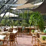 Chateau La Cheneviere