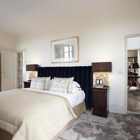 Chateau La Cheneviere 5* Port-en-Bessin-Huppain