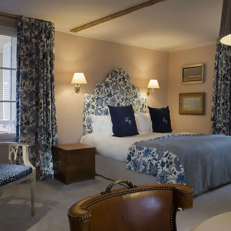 Chateau La Cheneviere Hotel