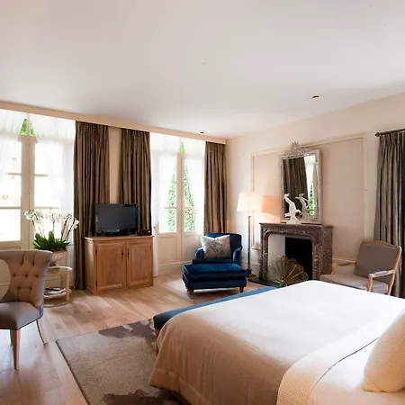 ホテル Chateau La Cheneviere 5*