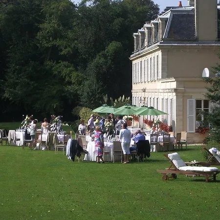 Chateau La Cheneviere Port-en-Bessin-Huppain