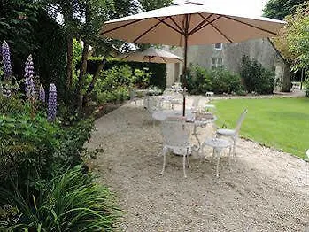 Chateau La Cheneviere