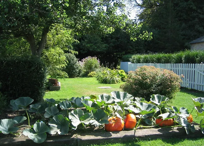 Chateau La Cheneviere 5*