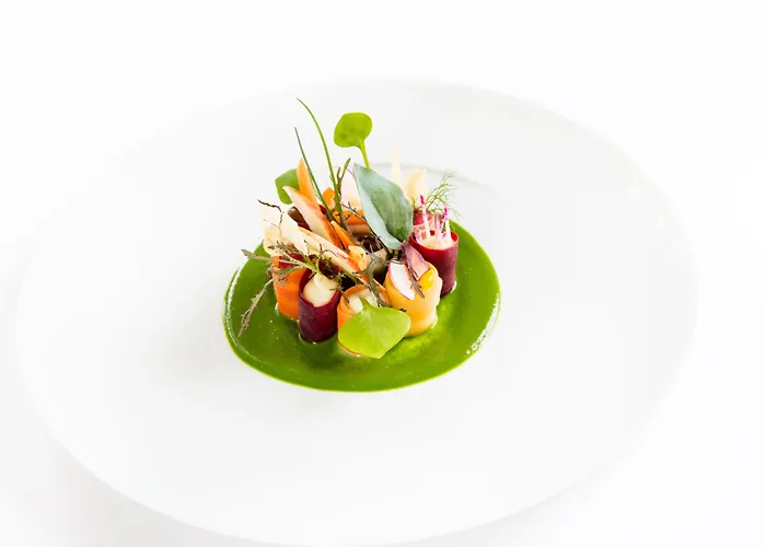 Chateau La Cheneviere Hotel