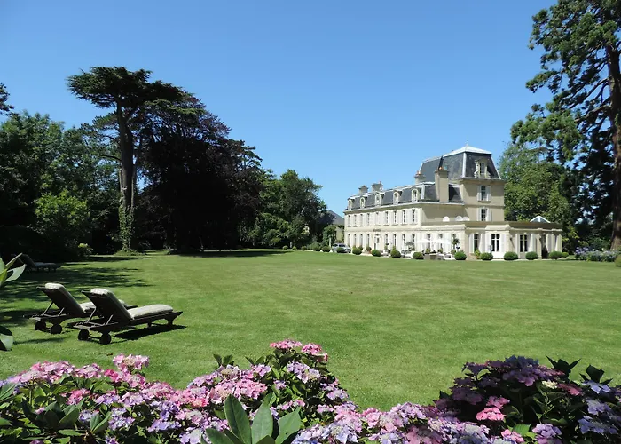 Chateau La Cheneviere