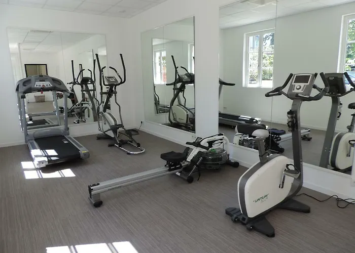 ホテル Chateau La Cheneviere ポール・アン・ベッサン・ユパン