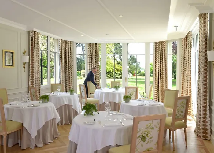 Chateau La Cheneviere