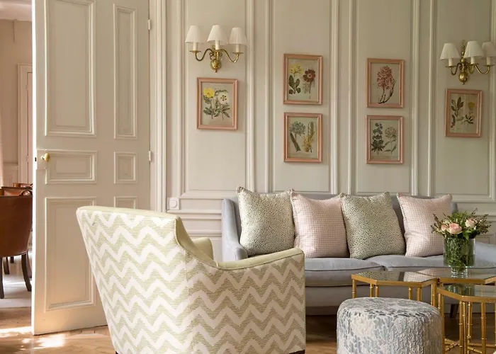 Chateau La Cheneviere Hotel Port-en-Bessin-Huppain