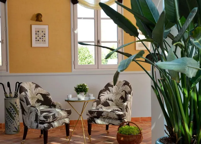 Chateau La Cheneviere