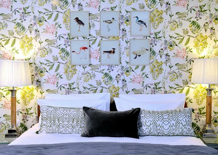 Chateau La Cheneviere Port-en-Bessin-Huppain